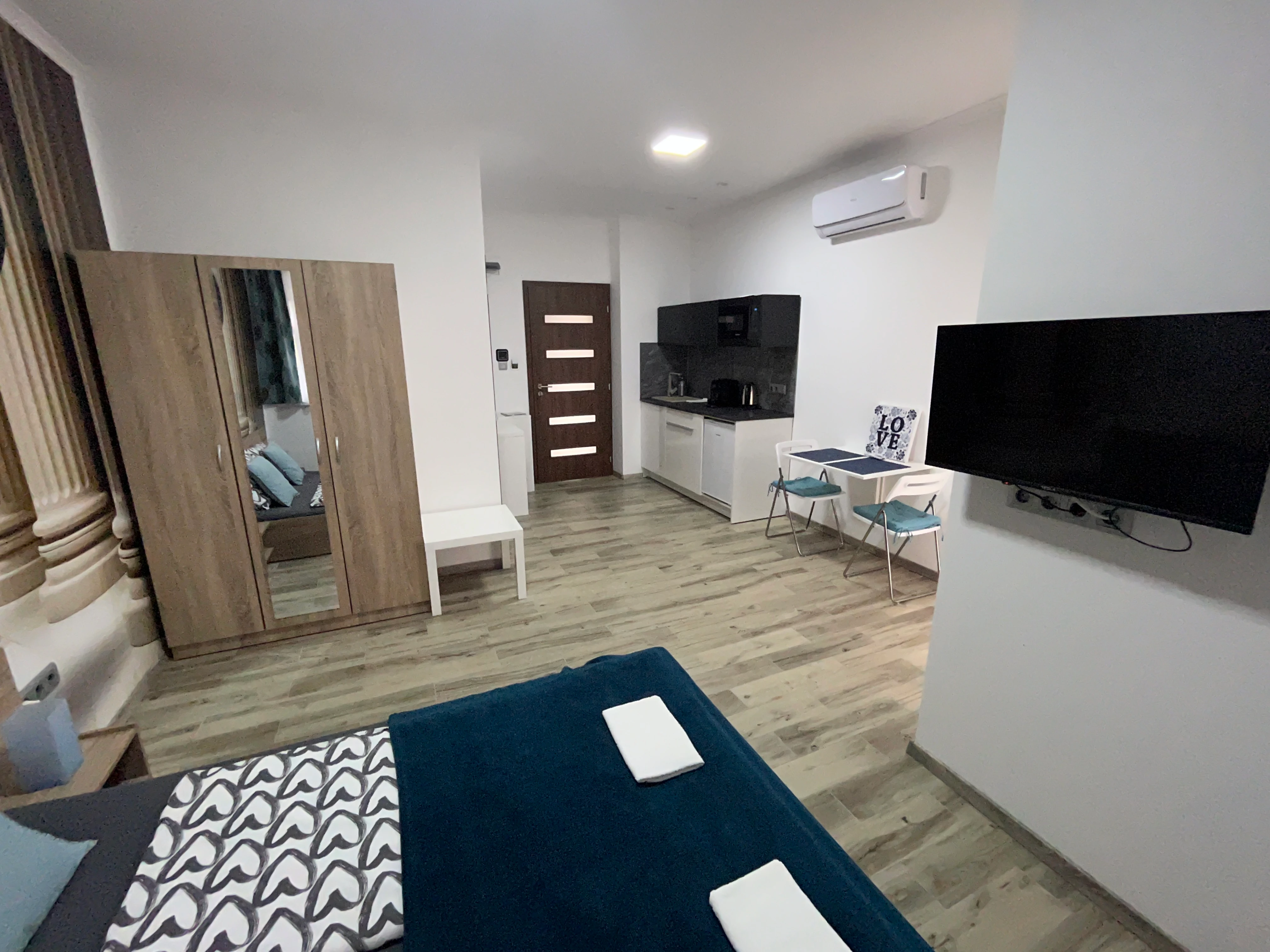 Kék apartman 2